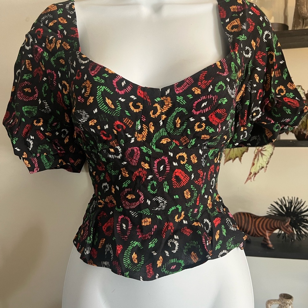 FARM Rio Black and Red Fitted Peplum Blouse